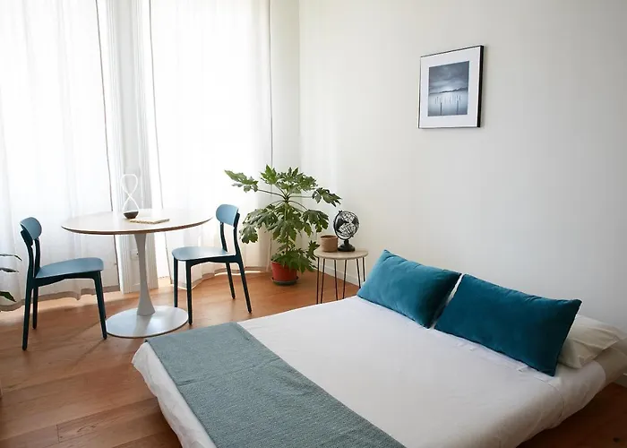 Comfy Suite Central Station